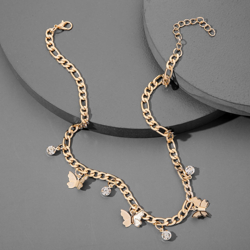 Fluttering Beauty: Metal Butterfly Clavicle Necklace