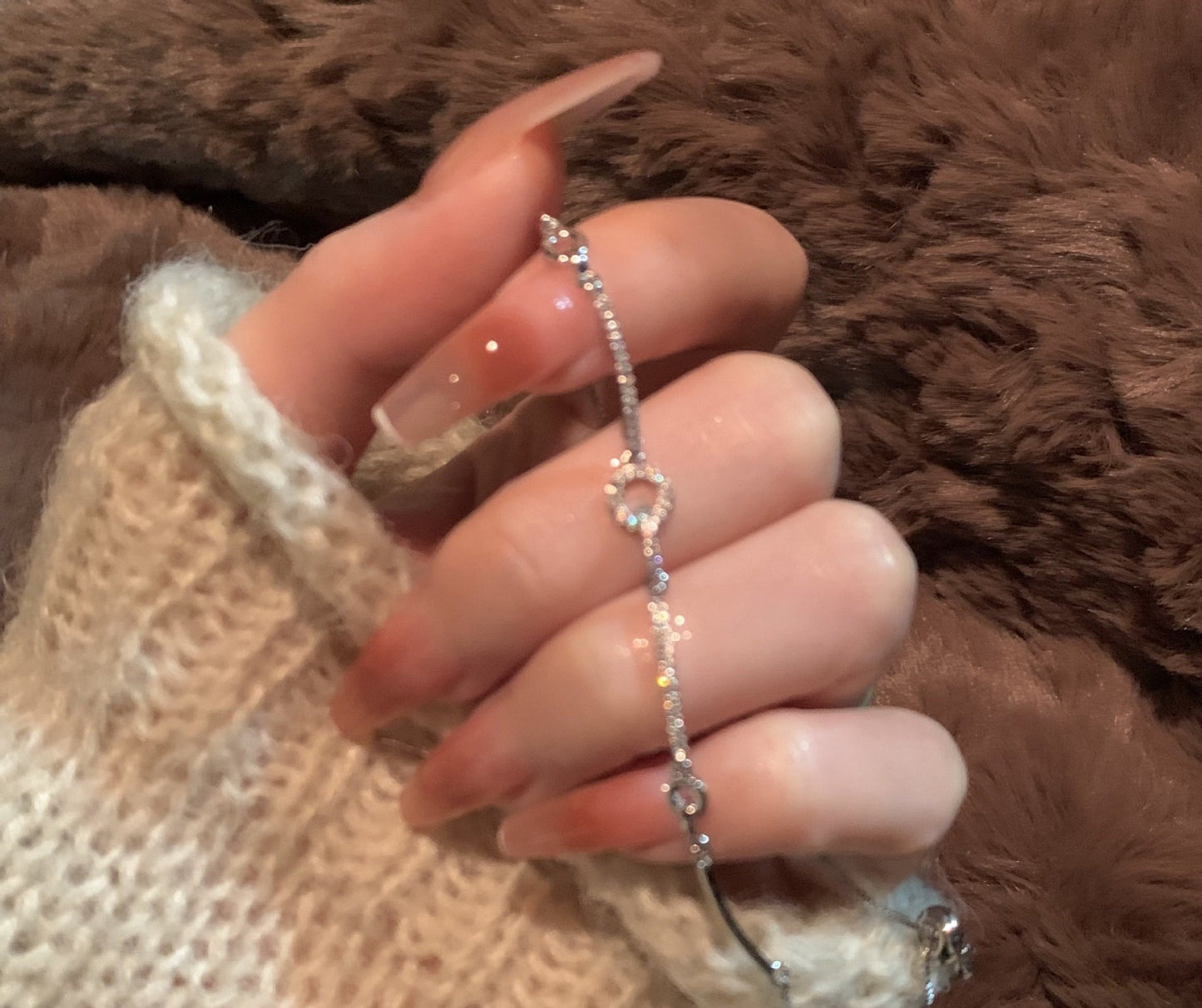 Shine Bright: Adjustable Zircon Pull Bracelet - Your Perfect Ornament