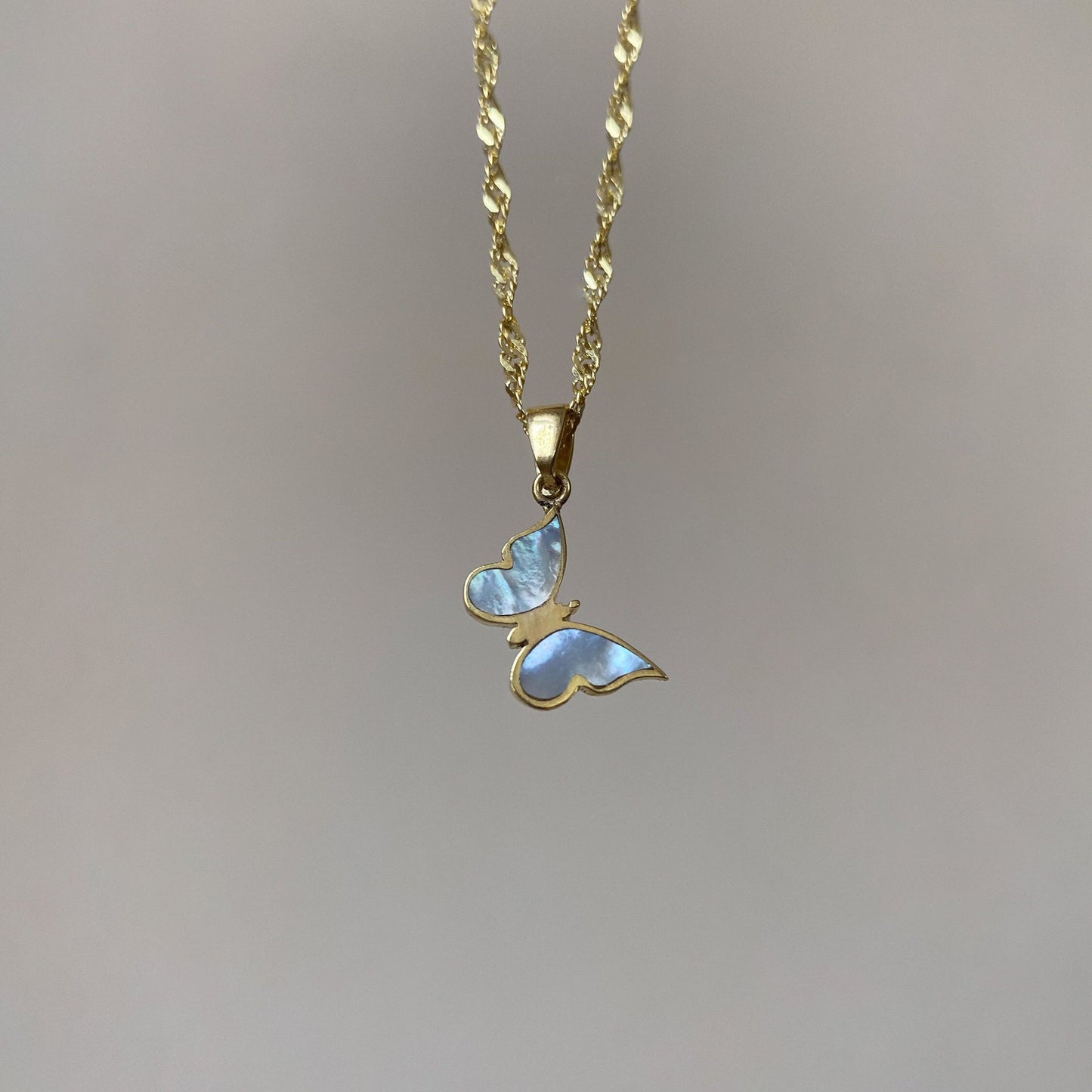 Gilded Flutter: Electroplated 18K Gold Butterfly Necklace for Women's Clavicle Chain