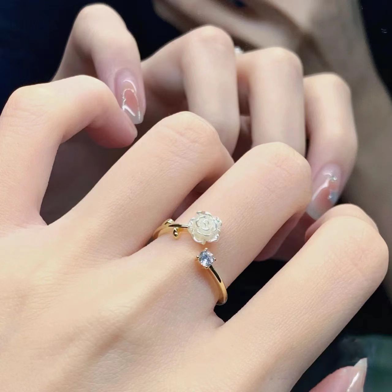 Stylish Flower Index Finger Ring for Women