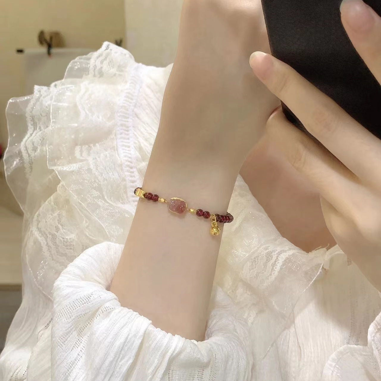 Dual Circle Delight: Exquisite Beaded Bracelet for a Unique Touch