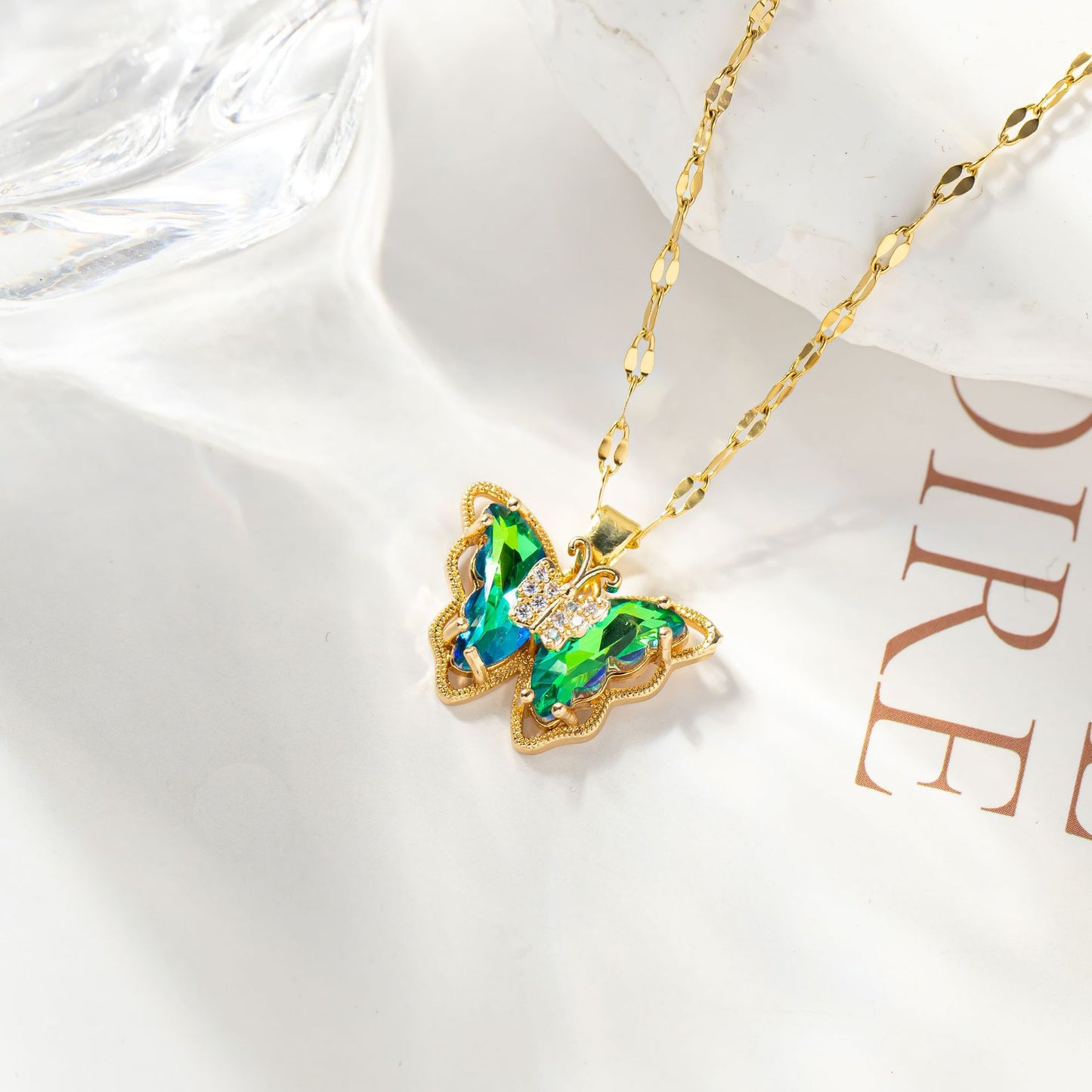 Fluttering Beauty: Micro-Inlaid Zircon Butterfly Clavicle Chain Necklace