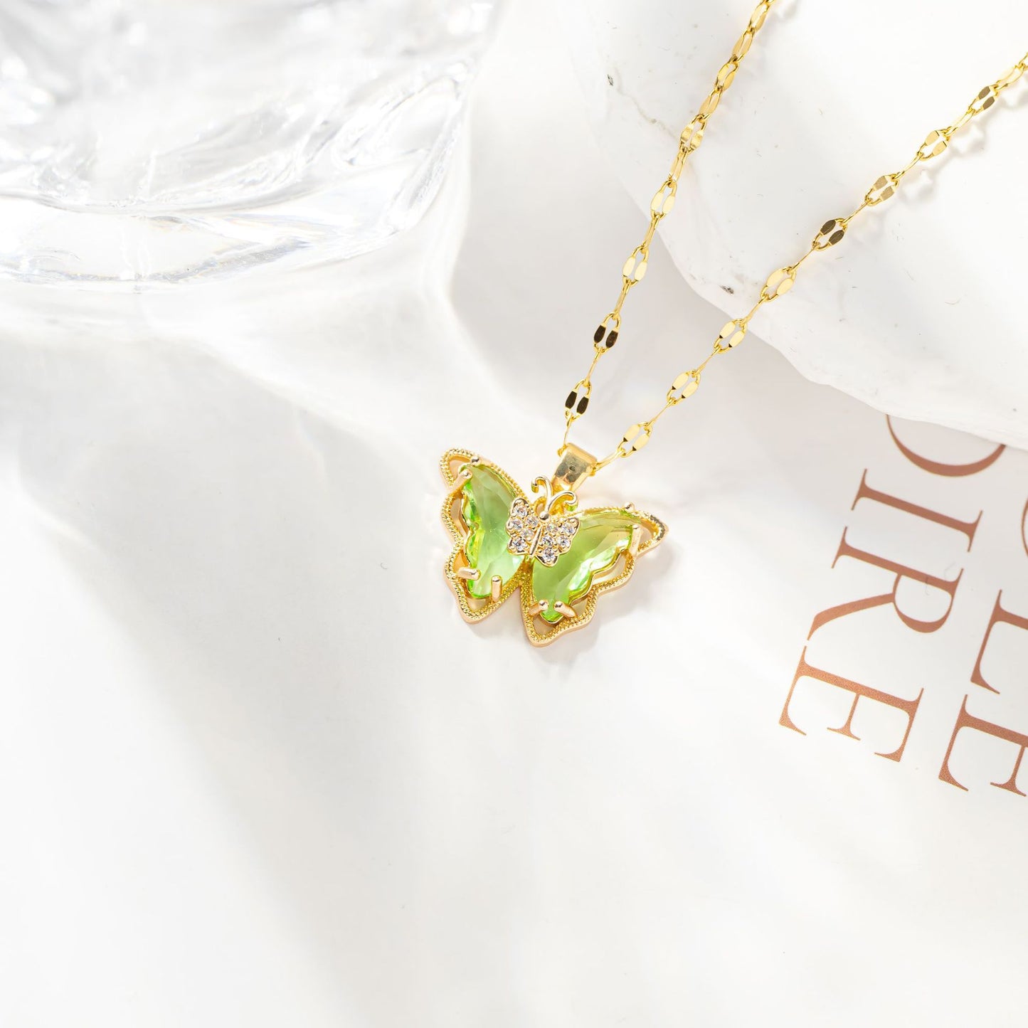 Fluttering Beauty: Micro-Inlaid Zircon Butterfly Clavicle Chain Necklace