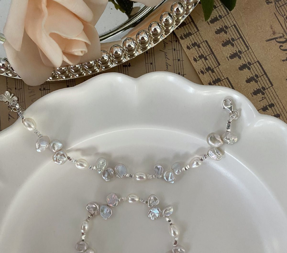 Pearl Flutter: Women's Butterfly Necklace and Bracelet Set