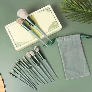 GlamEssentials: 13-Piece Makeup Brush Set for Flawless Beauty Application