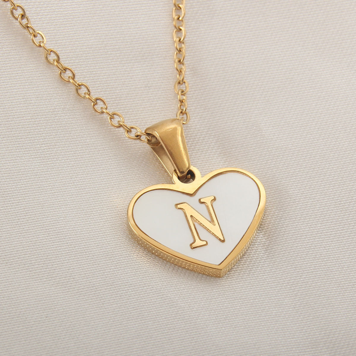 Heartfelt Elegance: 26-Letter White Shell Heart Necklace