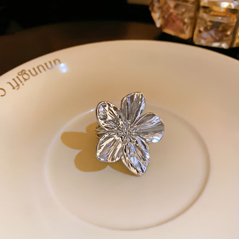 Silver Flower Petal Ring: Blossoming Beauty