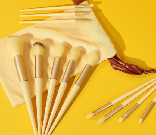 GlamEssentials: 13-Piece Makeup Brush Set for Flawless Beauty Application