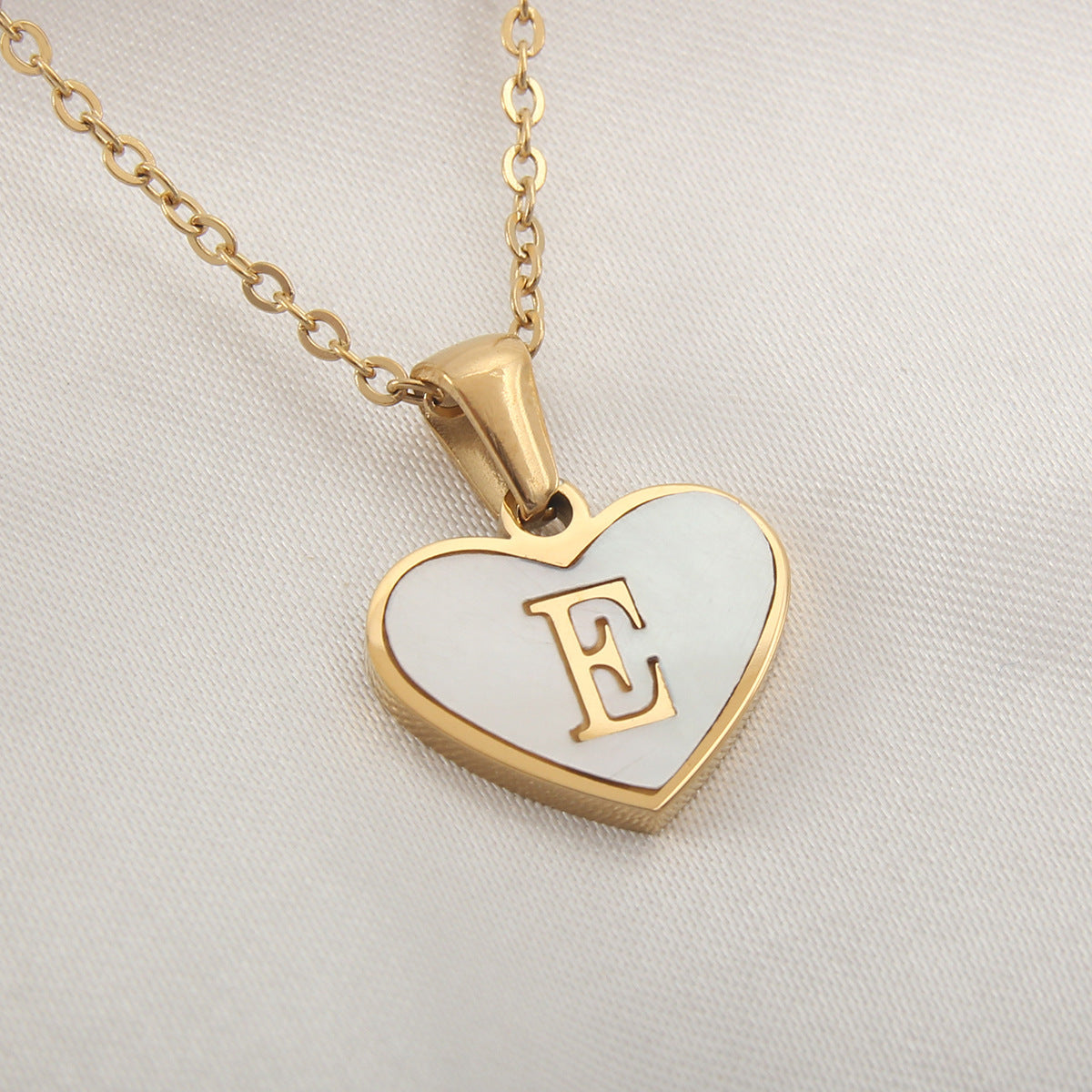 Heartfelt Elegance: 26-Letter White Shell Heart Necklace