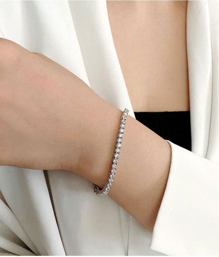 Radiant Brilliance: S925 Sterling Silver Moissanite Tennis Bracelet with 10 Points Sparkle
