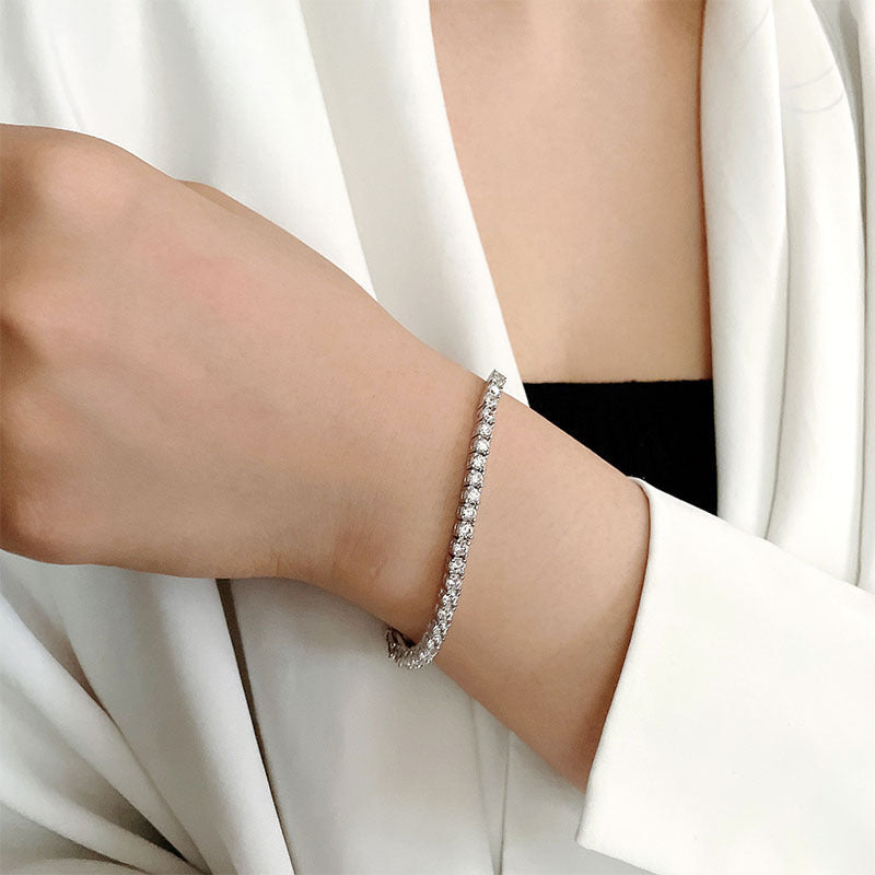 Radiant Brilliance: S925 Sterling Silver Moissanite Tennis Bracelet with 10 Points Sparkle