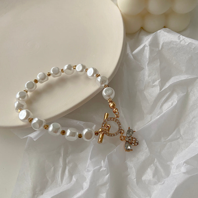 Luxurious Elegance: Exquisite Natural Stone Pearl Pendant Bracelet