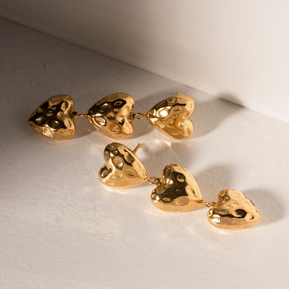 Baroque Romance: Retro Asymmetric Love Heart Ear Studs