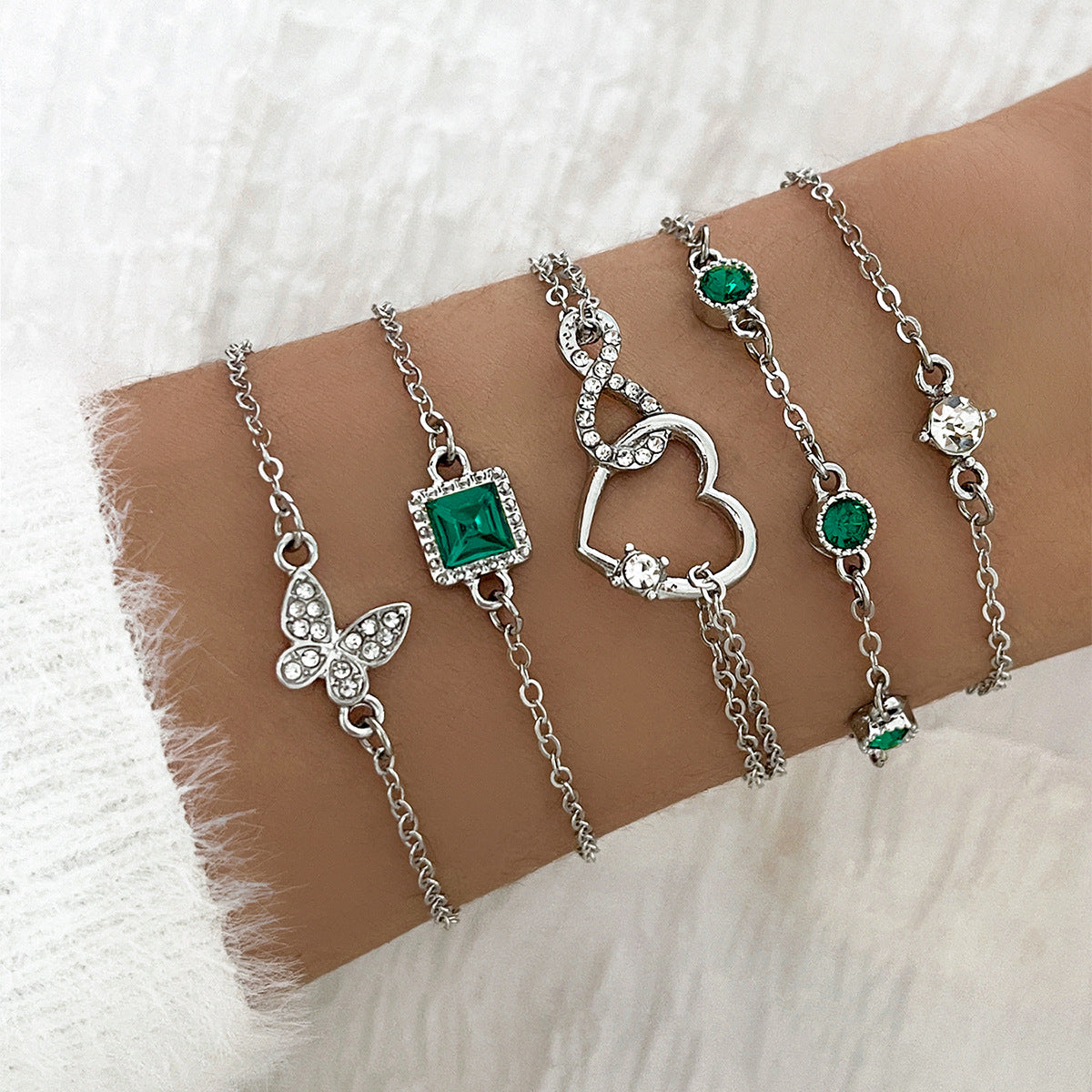 Verdant Bohemian Ensemble: 5-Piece Green Crystal Bracelets Set, Including Heart-Shaped Wedding Engagement Bracelet - Fashion Jewelry for Women