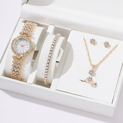 Radiant Elegance: Luxury Rhinestone Quartz Bracelet Watch - A Timepiece of Opulence for Women