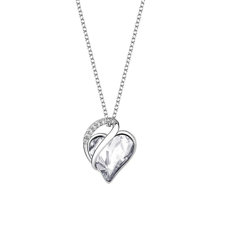 Heartfelt Elegance: 925 Silver Heart-Shaped Geometric Necklace