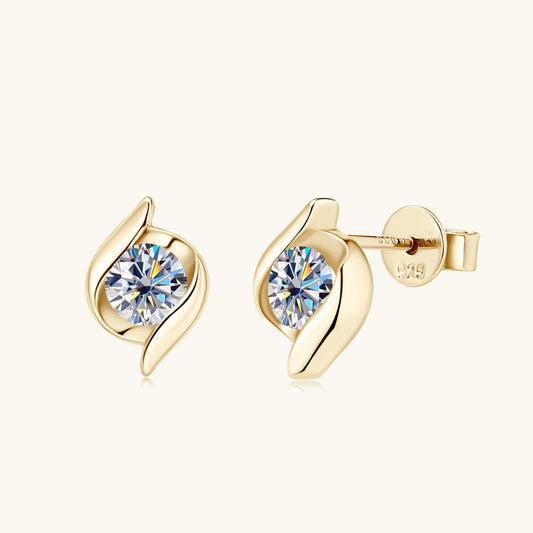 Luxe Sparkle: Affordable High-Grade Moissanite Stud Earrings